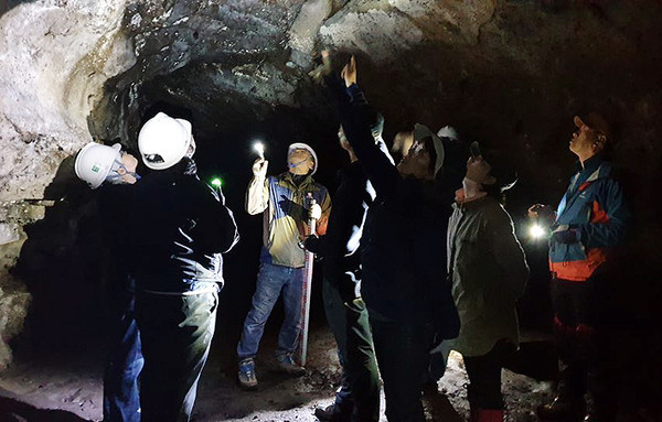 서귀포시 성산읍 수산리 제2공항 예정지 인근에서 발견된 동굴.ⓒ헤드라인제주