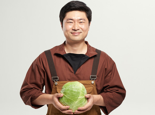 2대째 친환경농업을 하고 있는 강성욱씨.