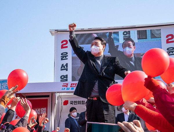 윤석열 당선인의 지난 8일 제주도 유세.